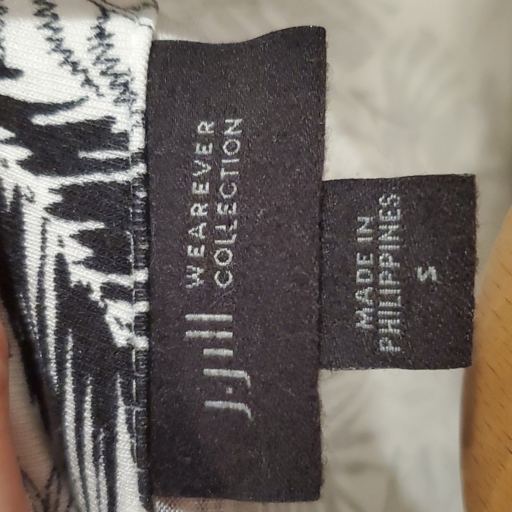 J. Jill Wearever collection tank size small. - Picture 4 of 5